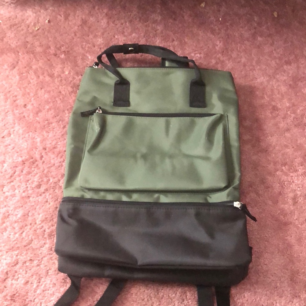 Brand new DSW shoe holder backpack